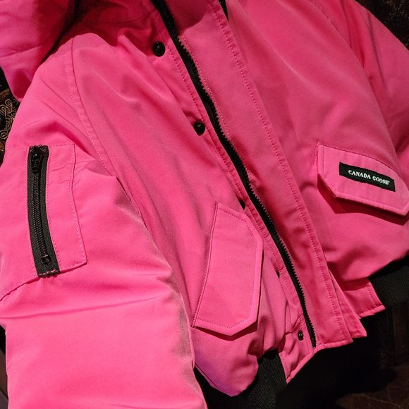 Canada goose Jacket - Picture 2 of 15